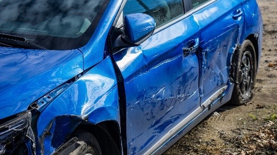accidente sin carnet reclamacion 