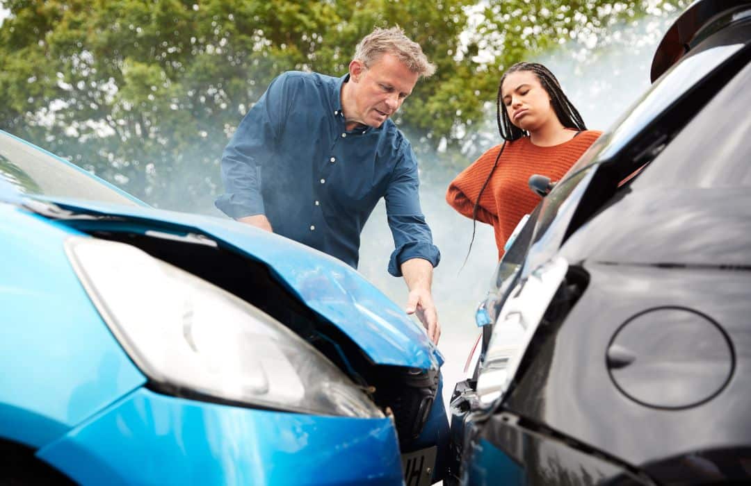 accidente no reconocido con versiones diferentes en el que no hay acuerdo